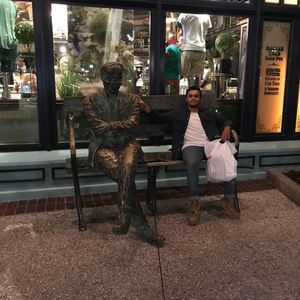 Meet your Posher, Samien